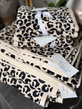 Bianca Made in Portugal Cheetah Leopard 8 Pc Towel Set Black Taupe 4 Bath 4 Hand